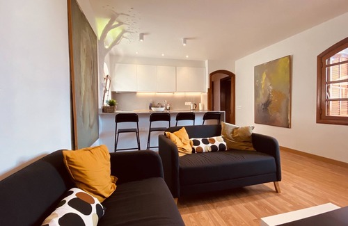 Playa Honda Appartement | Apartment Alegría | Stylish, newly renovated accommodation right by the sea