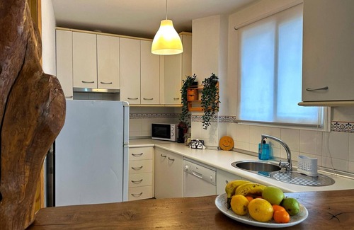 Guejar Sierra Appartement | Apartment 'Alojamiento El Pilar' with Mountain View and Wi-Fi