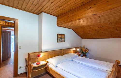Agsdorf Appartement | Apartment Alpenrose Apartment 3 by Interhome