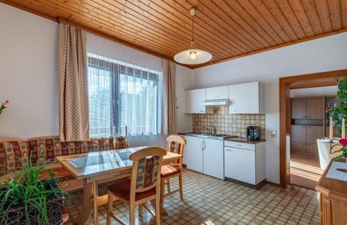 Agsdorf Appartement | Apartment Alpenrose Apartment 2 by Interhome
