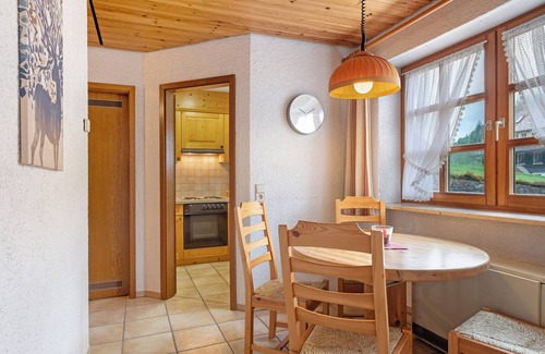 Menzenschwand-Hinterdorf Appartement | Appartement 'Am Blaubeerhang' avec vue sur les montagnes, terrasse privée et Wi-Fi