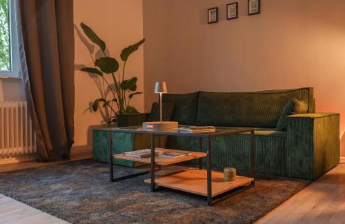 Vorderer Westen Appartement | Apartment am Tannenwäldchen im Vorderer Westen Kassel by CASTORA HOMES