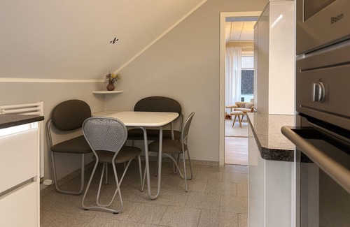 Voehl Appartement | Apartment 'Am Wäldchen' with Shared Terrace, Shared Garden and Wi-Fi