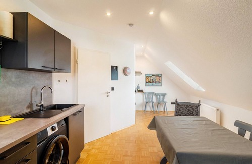 Warburg Appartement | Apartment 'An Der Ohme' with Private Garden, Balcony and Wi-Fi