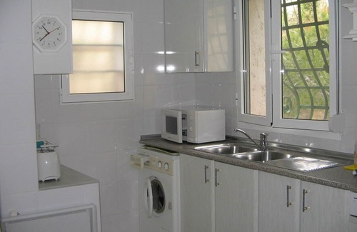 Cala Appartement | Appartement dans immeuble avec garage individuel, situé en bord de plage