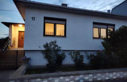 Marchegg Maison | Apartment Anna - Austrian country house in Marchfeld im Weinviertel