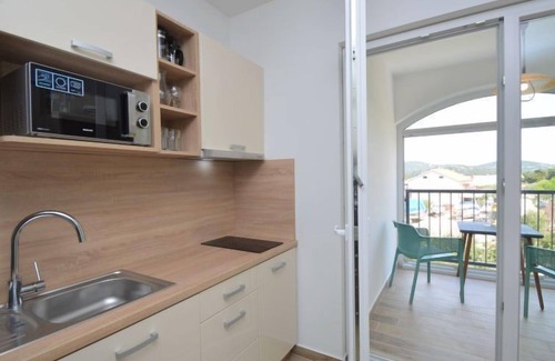 Jezera Appartement | Appartement Anna by Interhome