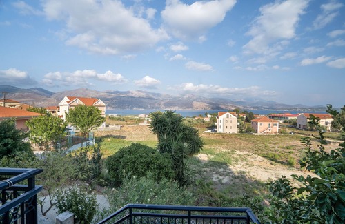 Lixouri Appartement | Appartement 'Anna's House 1 In Lixouri' avec vue sur la mer, Wi-Fi et climatisation