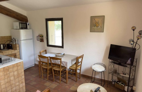 Puyvert Maison | Appartement Ansouis - 2 chambres