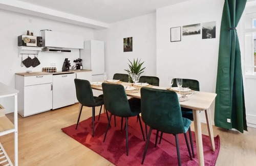 Craula Appartement | Appartement 'Apartments Am Hainich - Elsbeere' avec terrasse partagée, jardin privé et Wi-Fi