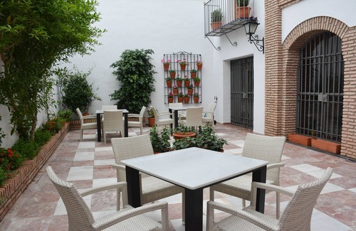 Santa Marina Appartement | Appartement 'Apartamento Planta Baja' avec terrasse partagée, Wi-Fi et climatisation