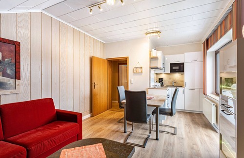 Ortsmitte Appartement | Appartement 'Appartment 6' avec vue sur les montagnes, balcon et Wi-Fi