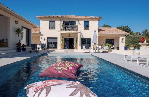Carsac-de-Gurson Appartement | Appartement 'Carsac 2' avec piscine partagée, terrasse partagée et jardin partagé