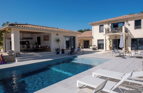 Carsac-de-Gurson Appartement | Appartement 'Carsac 2' avec piscine partagée, terrasse partagée et jardin partagé