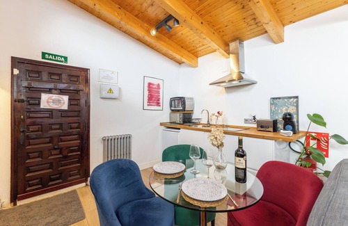 Valdelaguna Appartement | Appartement 'Apto Rural La Buganvilla' avec vue sur la montagne, Wi-Fi et climatisation