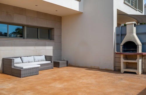 Puig de Ros Villa | Appartement 'Astur - Moderno Chalet Con Piscina' avec piscine privée et climatisation