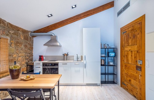 Balaguer Appartement | Apartment 'Àtic 1' with Private Terrace, Wi-Fi and Air Conditioning