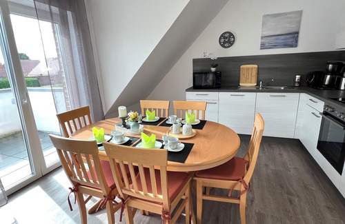 Papenburg Appartement | Apartment "Atlantis" Papenburg 2SZ EBK Free Wifi Large roof terrace New building