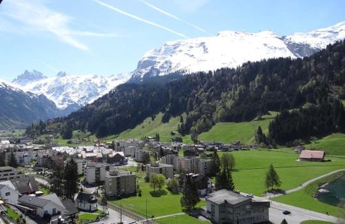 Engelberg Appartement | Apartment Aurora by Interhome