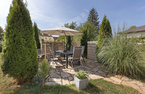 Uehlingen-Birkendorf Appartement | Appartement "Black Forest Home" avec terrasse partagée, jardin partagé et Wi-Fi