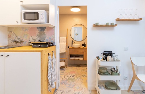 Can Carbonell Maison | Appartement 'Bacom House' avec jardin dans le forêt