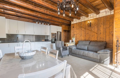Borrastre Appartement | Appartement "Bachella" avec vue sur les montagnes, terrasse privée et Wi-Fi