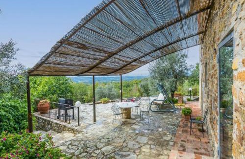 San Pietro in Bossolo Appartement | Apartment Badia a Passignano-1 by Interhome