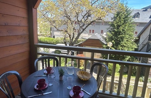 Saint-Lary-Soulan Appartement | Apartment Balcony With Indoor Swimming Pool Sauna Hammam Village Center