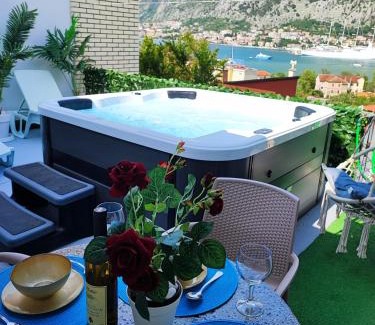 Skaljari Appartement | Apartment Barba View