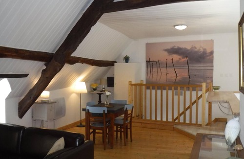 Saint-Broladre Appartement | Appartement baie du Mont-saint-Michel au coeur du village de Saint-Broladre