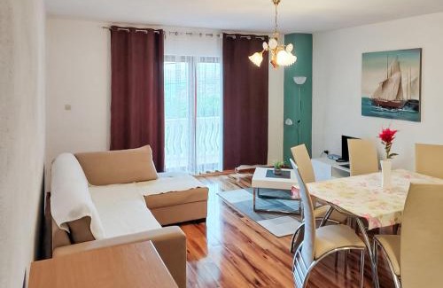 Ribarica Appartement | Apartment Beba-1 by Interhome
