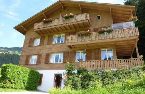 Engelberg Appartement | Apartment Berg Enzian by Interhome