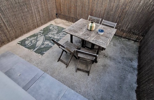 Poussan Appartement | Apartment between land and sea, cosy and comfortable accommodation.