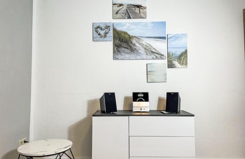 Eldena Appartement | Apartment Bodenidyll by Interhome