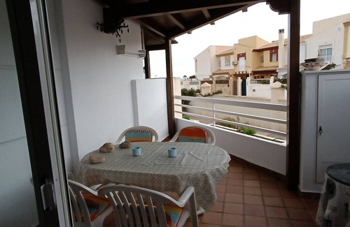 Calahonda Appartement | Apartment 'Brisa y Mar' with Shared Pool, Private Terrace and Wi-Fi