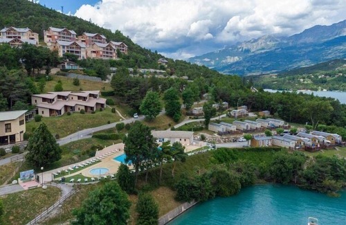 Chorges Appartement | Appartement 3 pièces avec vue lac dans Résidence L'Ecrin du Lac, Chorges