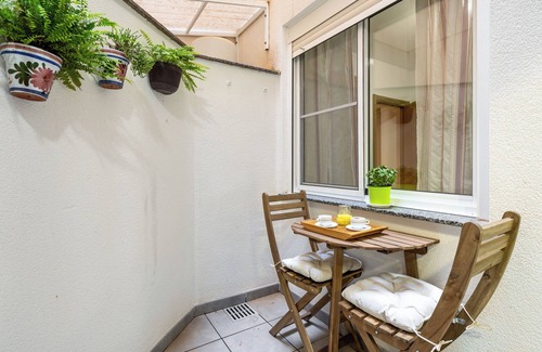 Camarles Appartement | Appartement 'Ca La Mercè' avec terrasse privée, Wi-Fi et climatisation