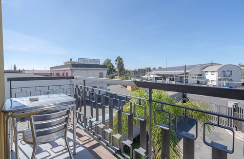 Contrada Pantano d'Arci Appartement | Appartement 'Camera 202 Con Balcone - Terrazza' avec vue sur la montagne, Wi-Fi et climatisation