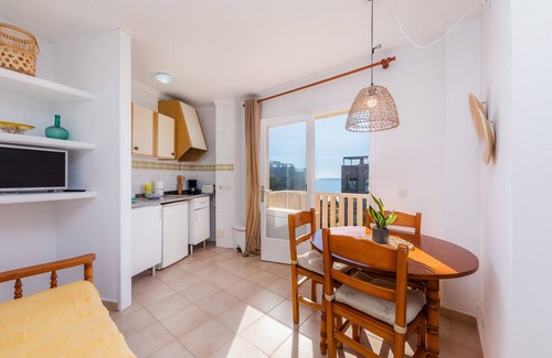Cala Figuera Appartement | Appartement 'Can Salas 1 Dormitorio 204' avec vue sur les montagnes, Wi-Fi et climatisation.