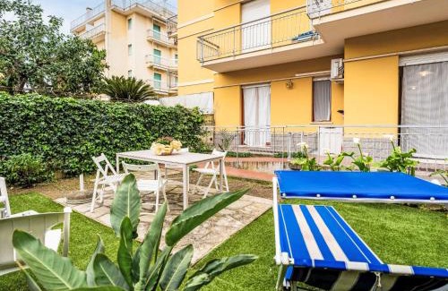 Diano Marina Appartement | Apartment Casa del Mare by Interhome