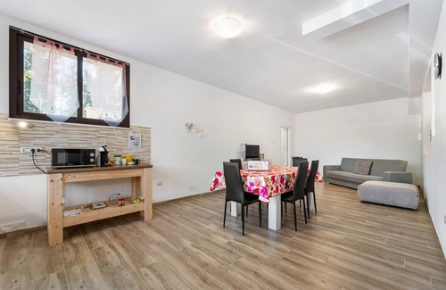 Iglesias Appartement | Appartement "Casa di Ale, Gabry e Nina" avec terrasse partagée et Wi-Fi