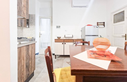 Rio Marina Appartement | Apartment 'Casa La Torre Rio Marina' with Balcony and Air Conditioning