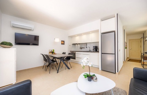 Vallgornera Appartement | Appartement "Casa Mz" avec piscine partagée, Wi-Fi et climatisation