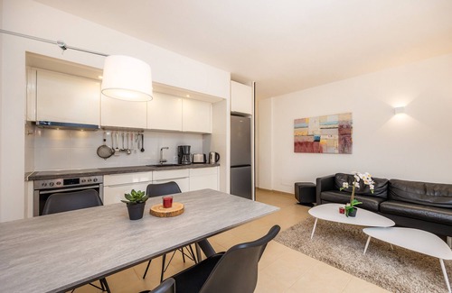 Vallgornera Appartement | Appartement "Casa Mz" avec piscine partagée, Wi-Fi et climatisation