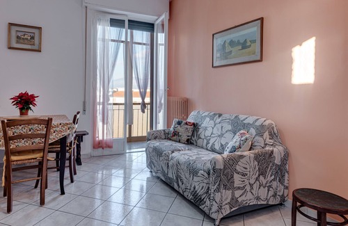 Isolotto Appartement | Apartment 'Casa Rosanna' with Private Terrace and Wi-Fi