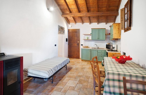 Rezzo Appartement | Appartement 'Casa Verde - Sciu' Pepin' avec terrasse privée, jardin privé et Wi-Fi
