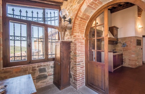 Rosennano Appartement | Appartement 'Casale Rosennano - Loggia' avec jardin partagé et Wi-Fi