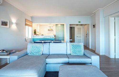 Cascais Appartement | Appartement 'Cascais Bay Terrace I' avec vue sur la mer & Wi-Fi
