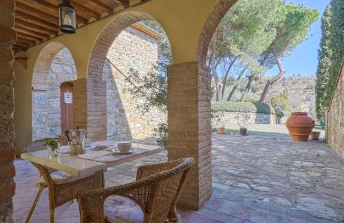 Castellina in Chianti Appartement | Apartment Cellole - La Stalla by Interhome