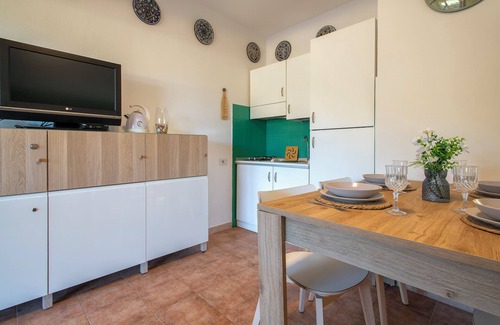 Badesi Appartement | Appartement 'Cerri' avec vue sur mer et terrasse privée